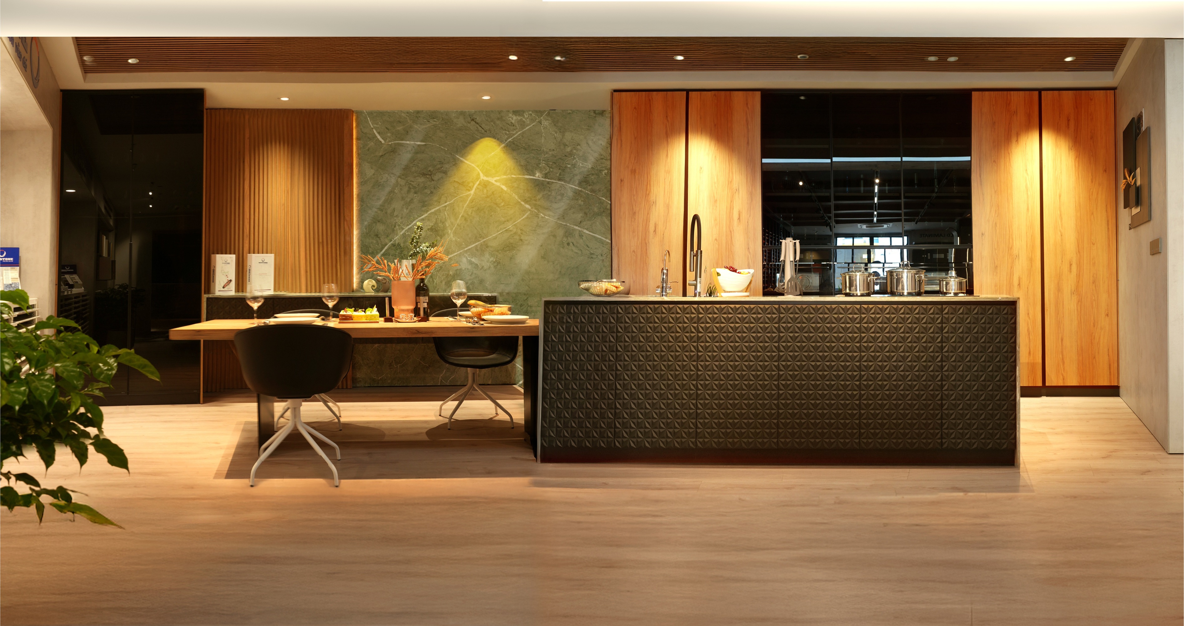 THAI TUAN INTERIOR CENTER